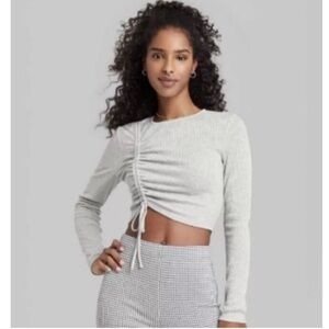 Wild Fable Women's Heather Gray Long Sleeve Ruched Crop Top